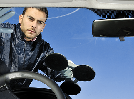 Mobile Auto Glass Repair in Cuyahoga Falls, OH